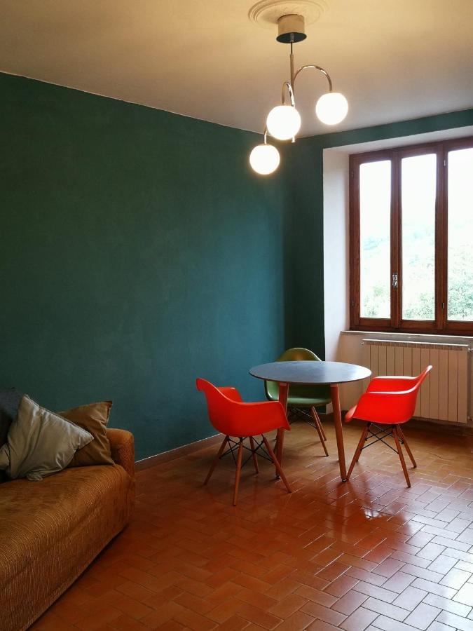 Tuscany, Pontremoli, Italy Swallows Court Lovely Home Sleeps 2 To 4 People Exterior foto