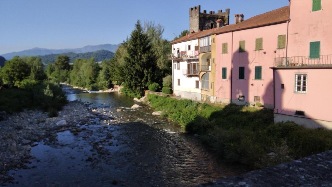Tuscany, Pontremoli, Italy Swallows Court Lovely Home Sleeps 2 To 4 People Exterior foto